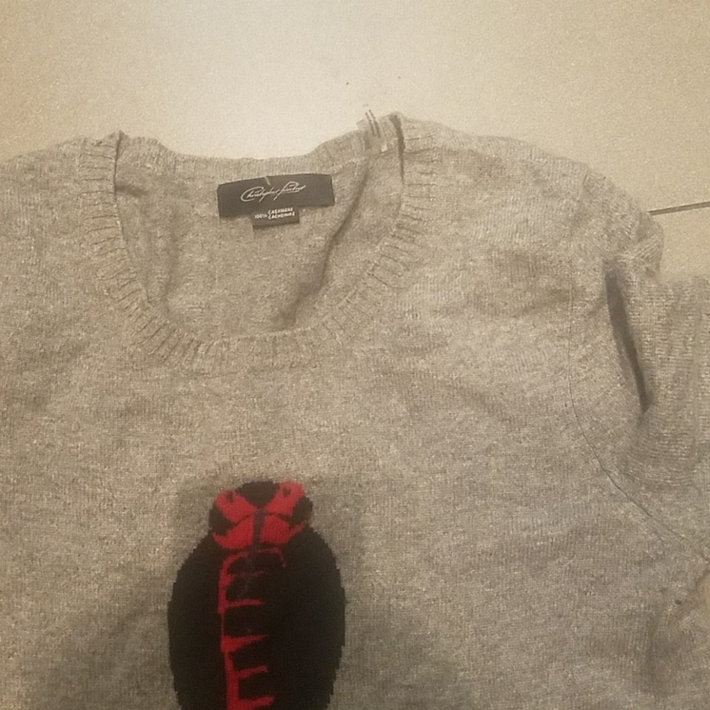Sweater - Picture 3 of 5